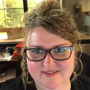 Meet your Posher, Jana